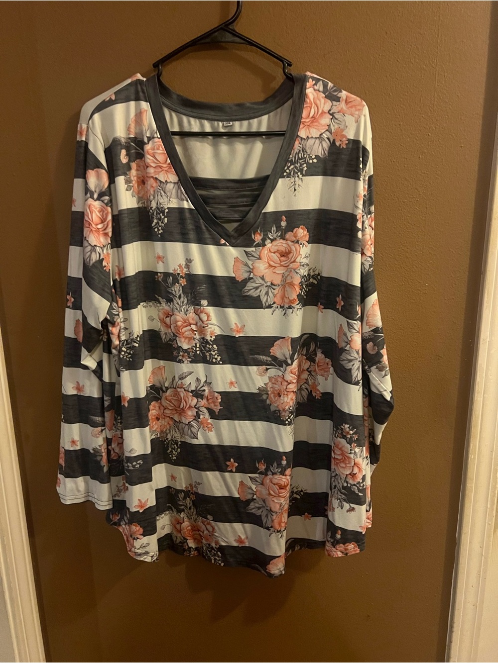 Amazon Women's V-Neck Floral & Stripe Tunic - Black, White & Pink